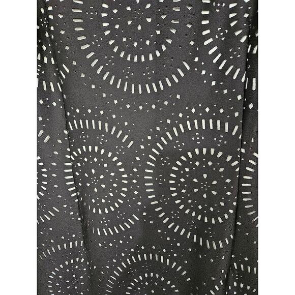 WHBM Laser Cut Circles Black Sleeveless Sheath Dress Size 14 - Picture 4 of 6